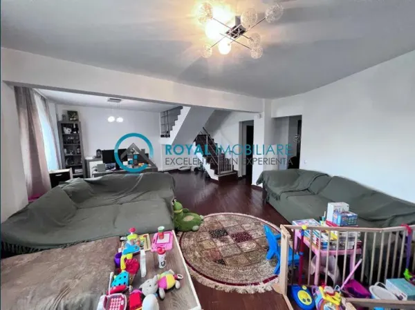 Apartament 4 camere Ploiești - poza 1
