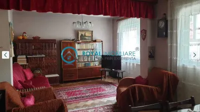 Royal Imobiliare - Vanzare Vila zona Sud - foto 2