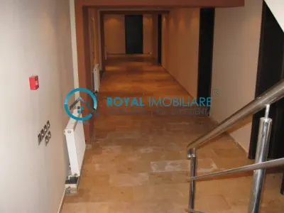 Royal Imobiliare - inchirieri spatii comerciale - foto 13