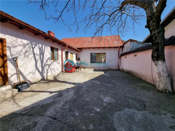 Casă 4 camere Ploiești - poza 1