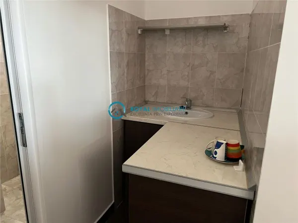 Spațiu comercial Valenii de Munte - poza 12