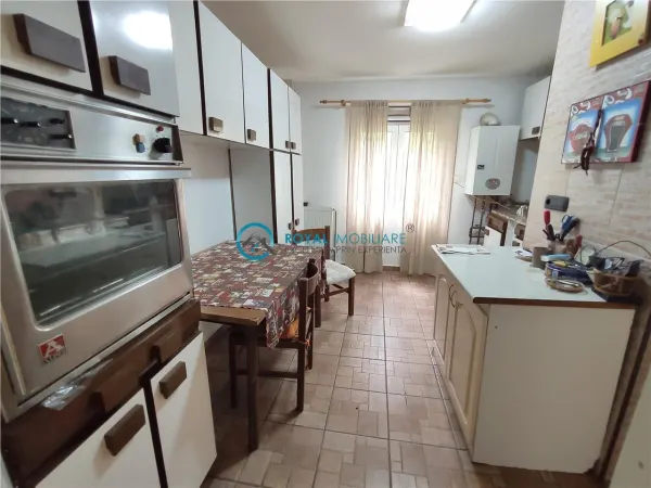 Apartament 3 camere Ploiești - poza 6