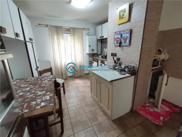 Apartament 3 camere Ploiești - poza 7