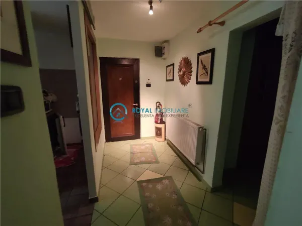 Apartament 3 camere Ploiești - poza 9