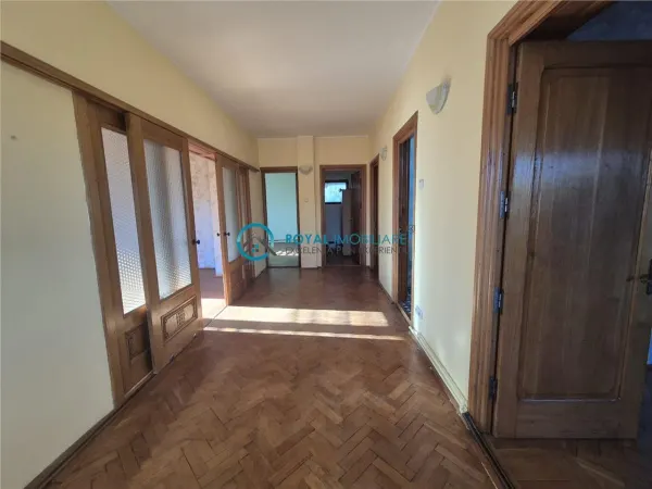Casă 8 camere Gageni - poza 14