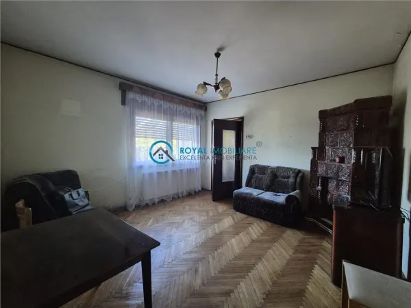 Casă 8 camere Gageni - poza 17
