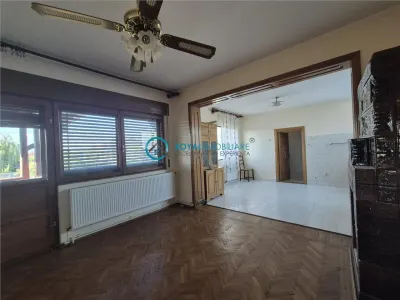 Royal Imobiliare - Vanzare Vila Zona Paulesti - Gageni - foto 8