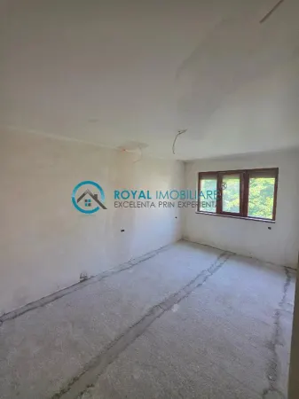 Apartament 4 camere Ploiești - poza 1