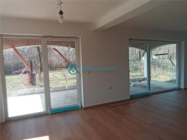 Casă 3 camere Teisani - poza 4