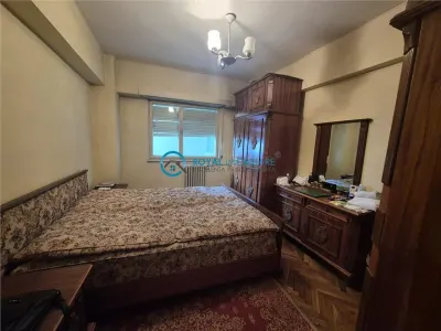 Royal IMobiliare - Vanzare Apartament zona Ultracentrala - foto 4