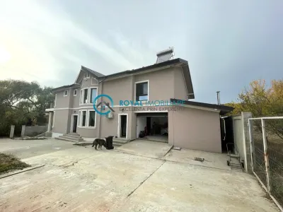 Royal Imobiliare  - Vanzare Vila in comuna Sirna - foto 1
