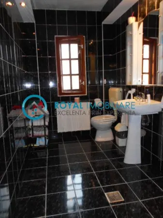 Casă 9 camere Ploiești - poza 15