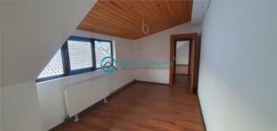 Royal Imobiliare - Vanzare vila in zona Busteni - foto 25