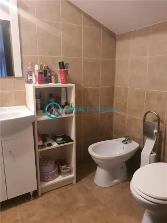 Casă 9 camere Ploiești - poza 13