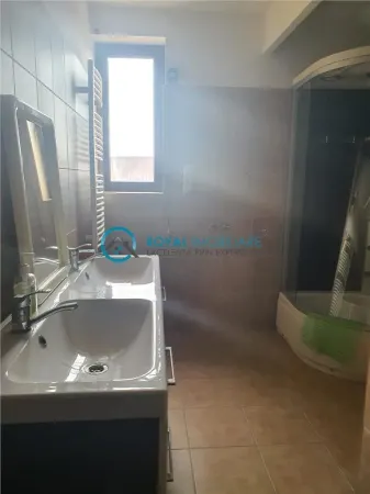 Casă 9 camere Ploiești - poza 14