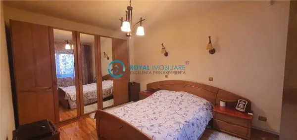 Casă 7 camere Ploiești - poza 11