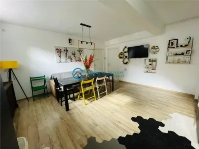 Royal Imobiliare - Vanzare Vila cu 6 camere zona B-dul Bucuresti - foto 5