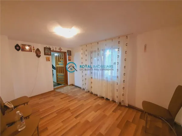 Casă 6 camere Chitorani - poza 16