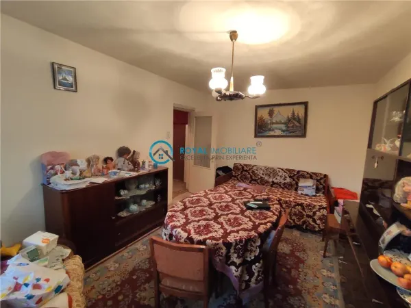 Apartament 3 camere Ploiești - poza 2