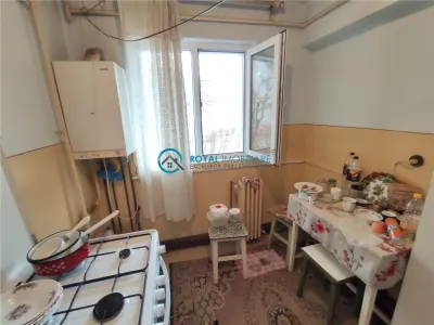 Apartament 3 camere Ploiești - poza 13