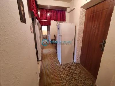 Apartament 3 camere Ploiești - poza 4