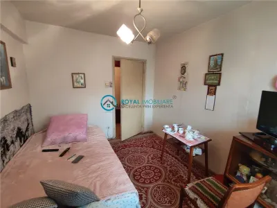 Apartament 3 camere Ploiești - poza 9
