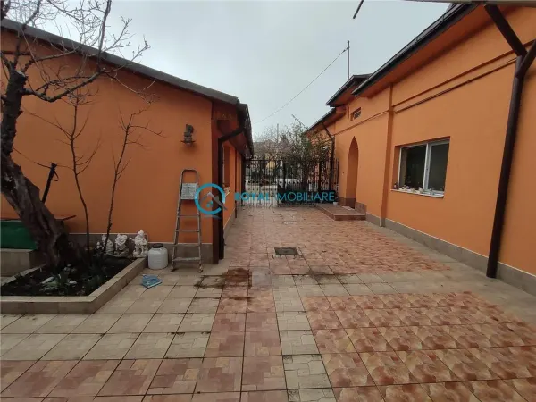 Casă 7 camere Ploiești - poza 1