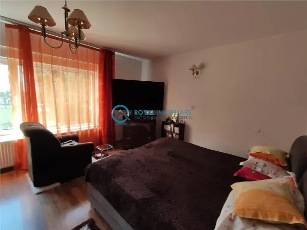 Casă 7 camere Ploiești - poza 12