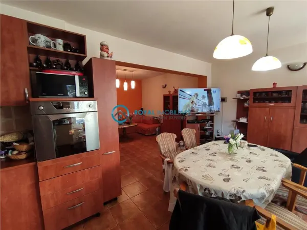 Casă 7 camere Ploiești - poza 10