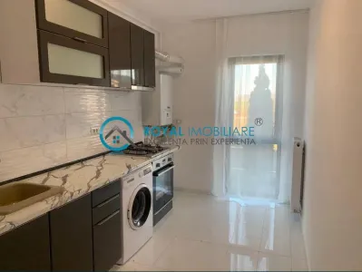 Royal Imobiliare-Inchiriere Apartament 3 Camere Zona Albert - foto 5