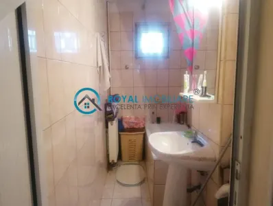 Royal Imobiliare - Vanzare Apartament zona Vest - foto 7