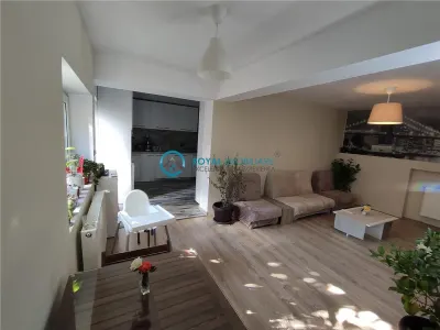Royal Imobiliare - Vanzare Vila zona 9 Mai - foto 4