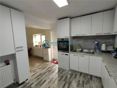 Royal Imobiliare - Vanzare Vila zona 9 Mai - foto 5