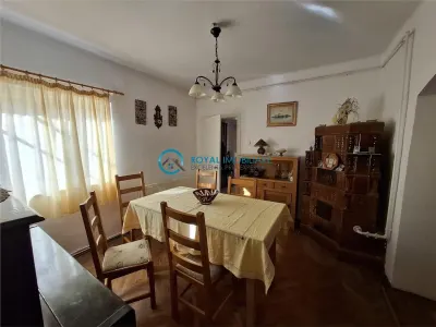 Royal Imobiliare - Vanzare vila zona Republicii - foto 2