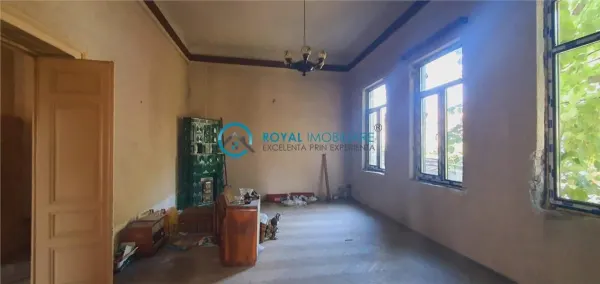 Casă 13 camere Ploiești - poza 12