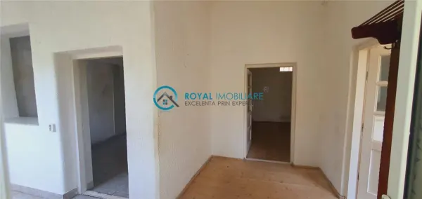 Casă 13 camere Ploiești - poza 23