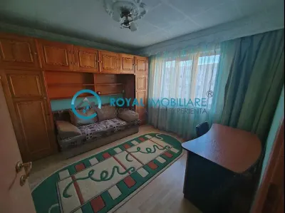 Royal Imobiliare - Vanzare apartament 3 camere zona Baraolt - foto 3
