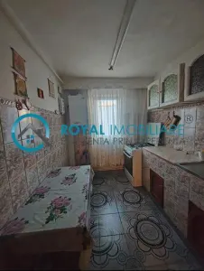 Royal Imobiliare - Vanzare apartament 3 camere zona Baraolt - foto 4