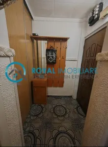Royal Imobiliare - Vanzare apartament 3 camere zona Baraolt - foto 8