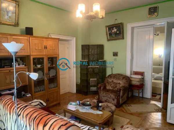 Casă 10 camere Ploiești - poza 1