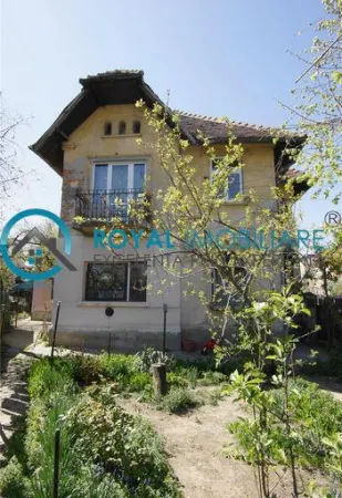 Casă 8 camere Ploiești - poza 1