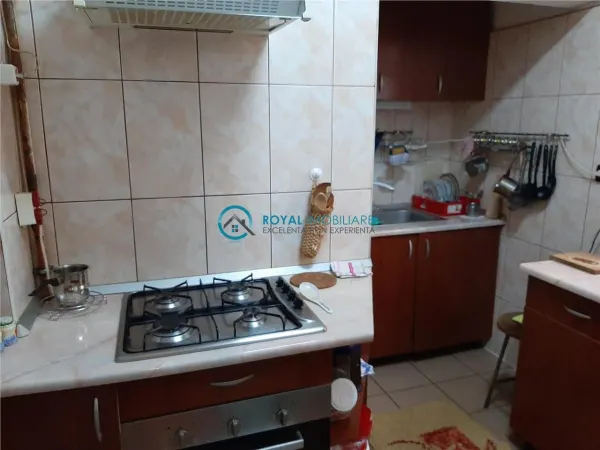 Casă 8 camere Ploiești - poza 14