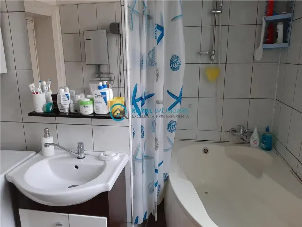 Casă 8 camere Ploiești - poza 20