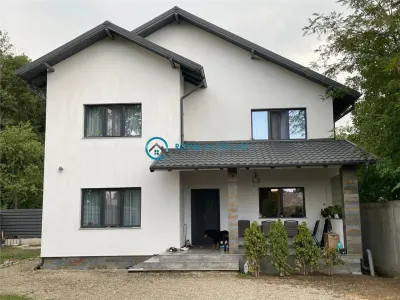 Royal Imobiliare - Vanzare Vila zona Puchenii Mici judetul Prahova - Puchenii Mici