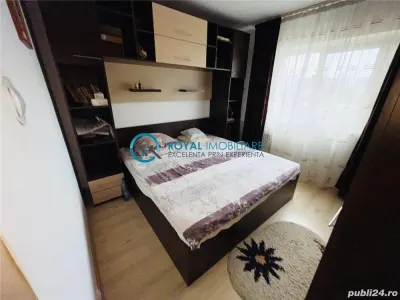 Royal Imobiliare - Vanzare apartament 3 camere, zona Malu Rosu - foto 6