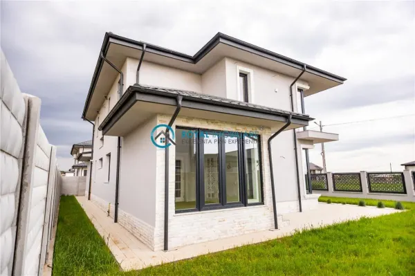 Casă 5 camere Păulești - poza 1