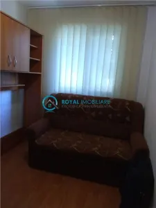 Royal Imobiliare - Vanzare apartament 3 camere, zona Podul Inalt - foto 5