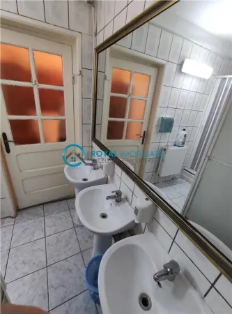 Casă 13 camere Ploiești - poza 8
