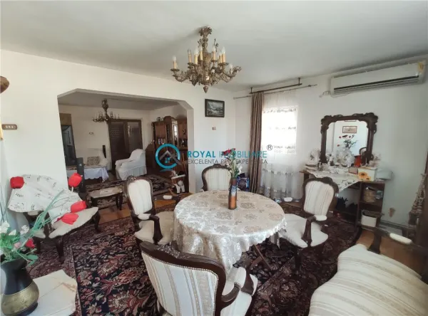Casă 13 camere Ploiești - poza 16