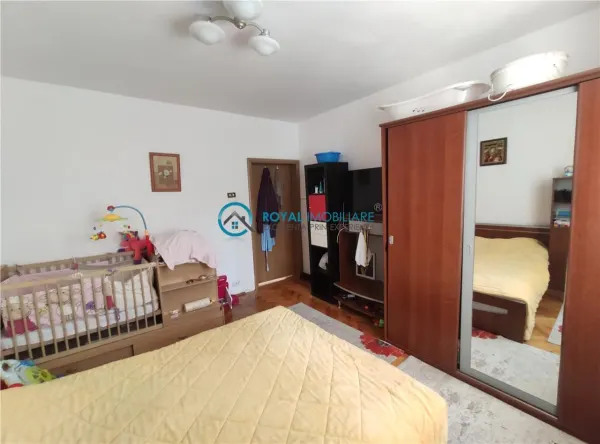 Casă 13 camere Ploiești - poza 18
